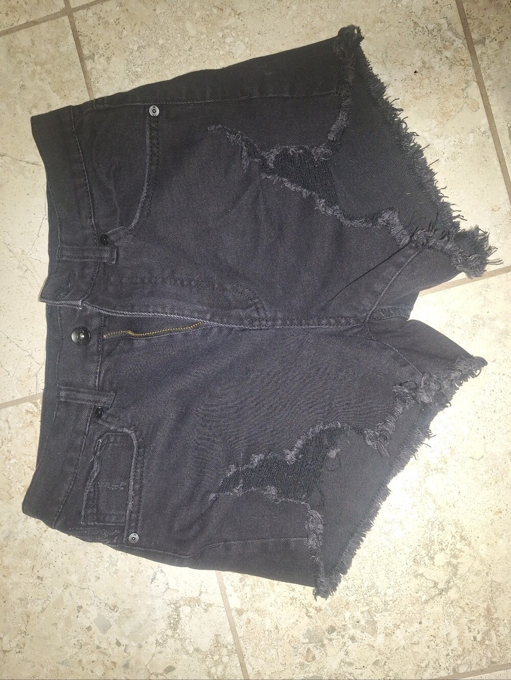 Kendall & Kylie Black Distressed Frayed-Hem Jean Shorts